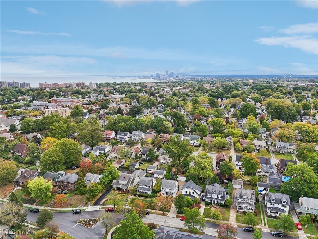 1503 Chesterland Avenue Lakewood OH 44107