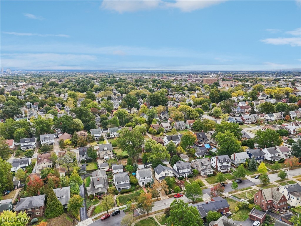 1503 Chesterland Avenue Lakewood OH 44107