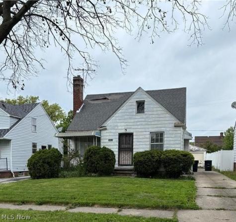16213 Glendale Avenue Cleveland OH 44128