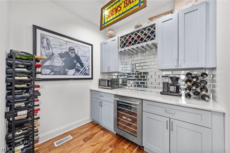 4902 Tillman Avenue Cleveland OH 44102