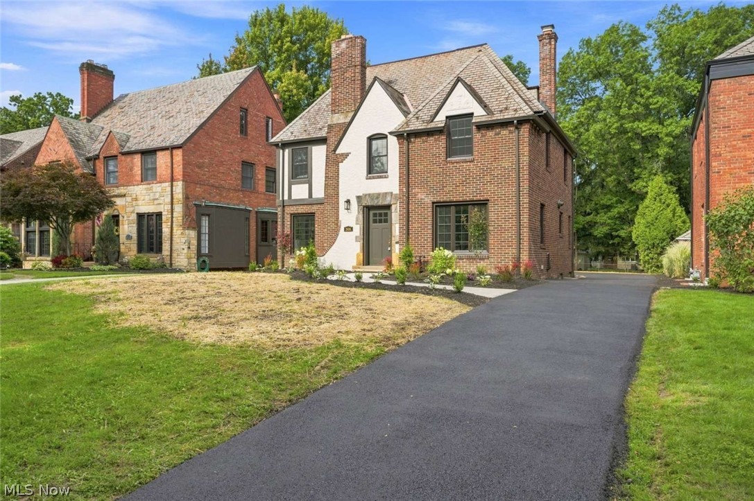 2606 Edgerton Road University Heights OH 44118