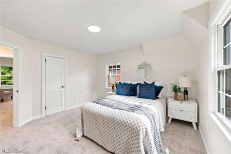 2606 Edgerton Road University Heights OH 44118