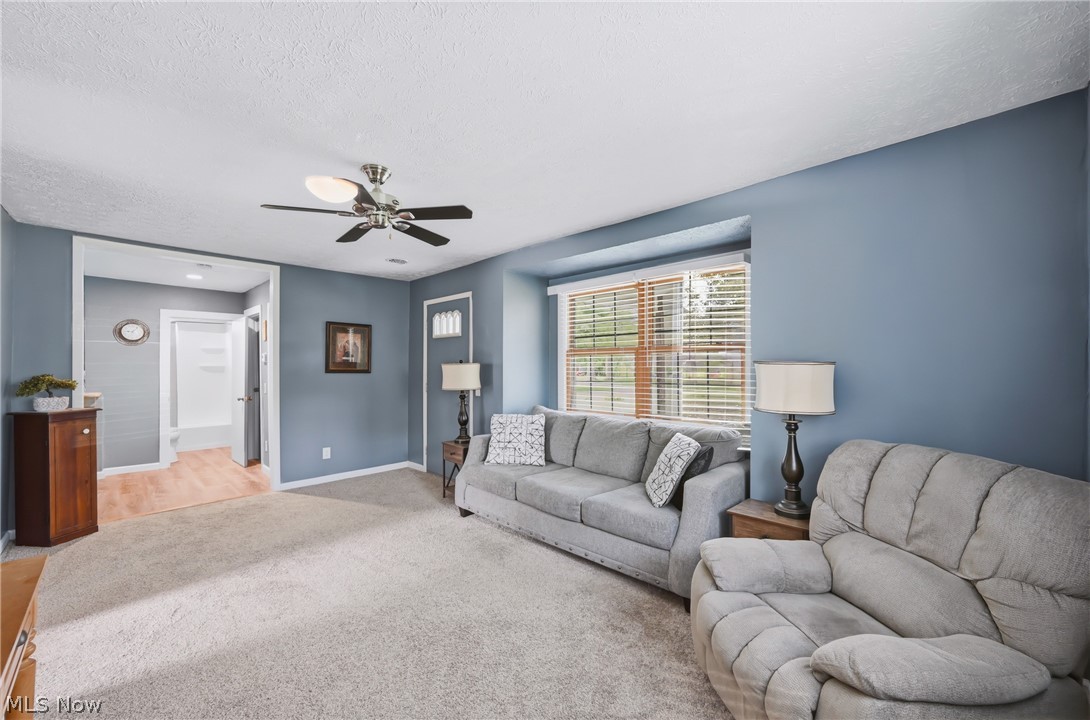 3635 Homewood Avenue Hubbard OH 44425