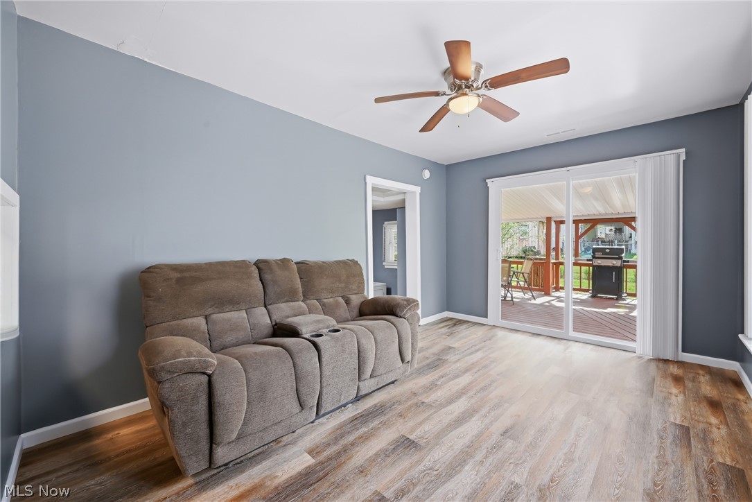3635 Homewood Avenue Hubbard OH 44425