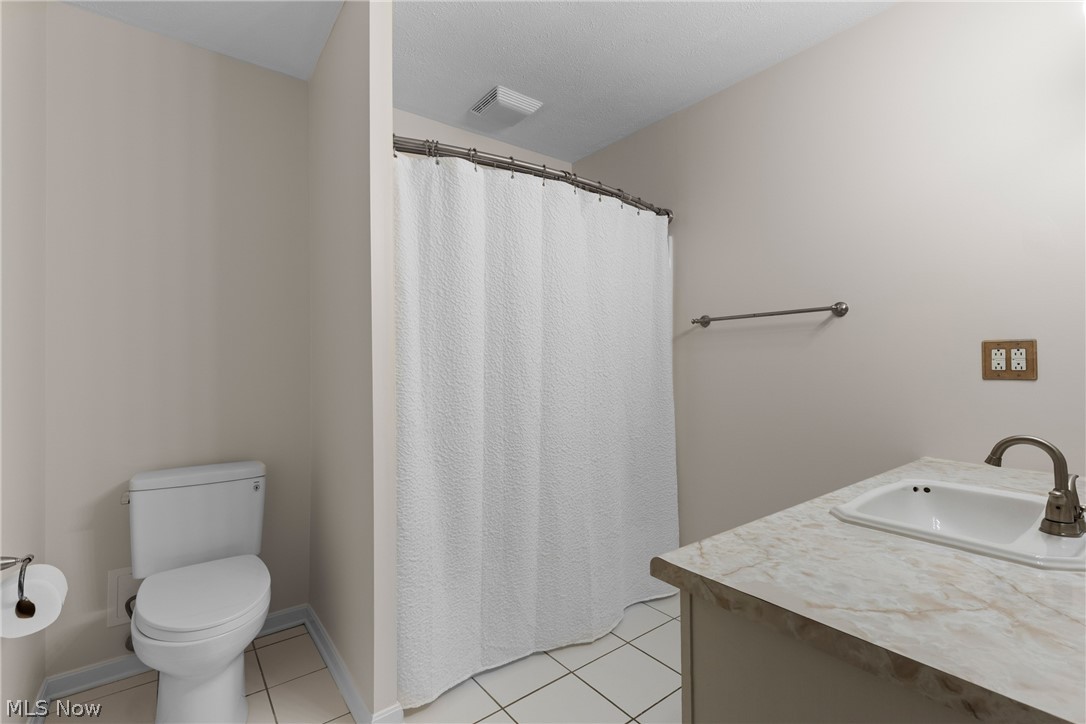 323 Harmony Drive Wintersville OH 43953