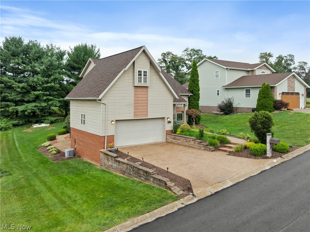 323 Harmony Drive Wintersville OH 43953