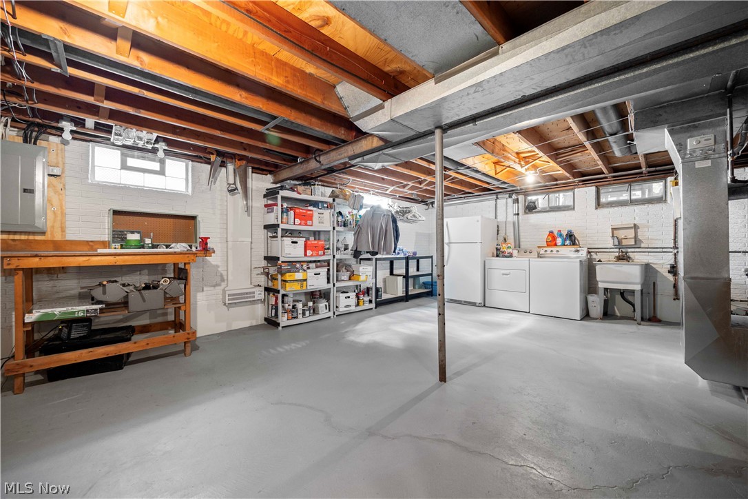 6012 Cornell Avenue North Ridgeville OH 44039