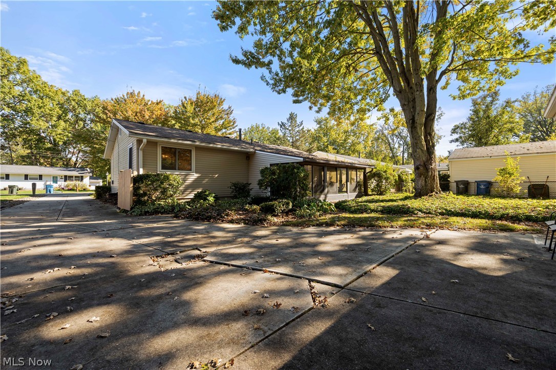 6012 Cornell Avenue North Ridgeville OH 44039