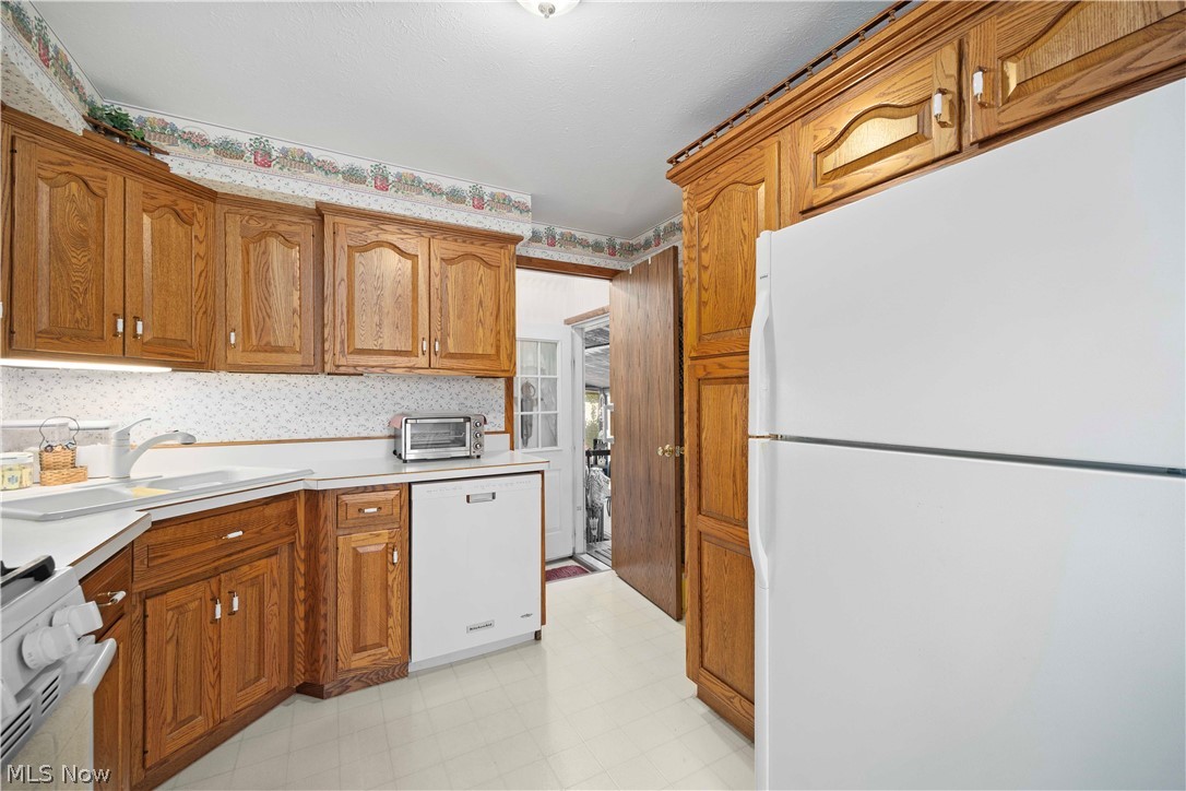 6012 Cornell Avenue North Ridgeville OH 44039