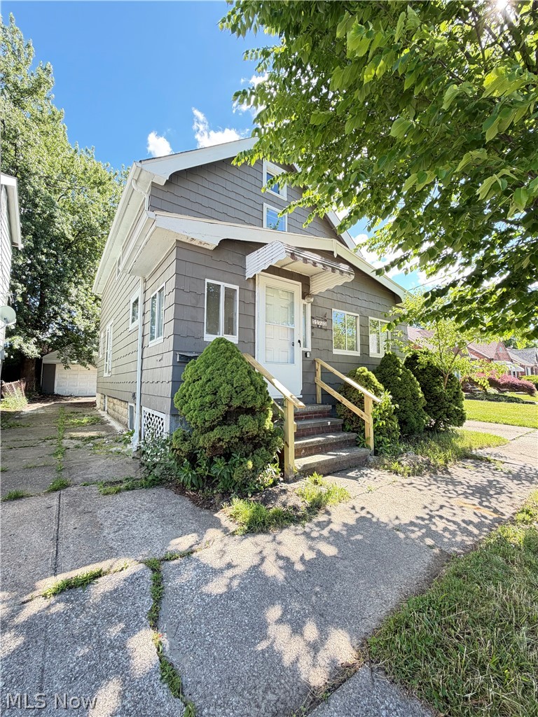 11731 Arden Avenue Cleveland OH 44111