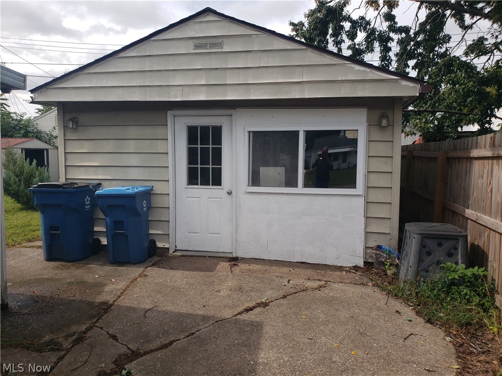4314 Charleston Avenue South Lorain OH 44055