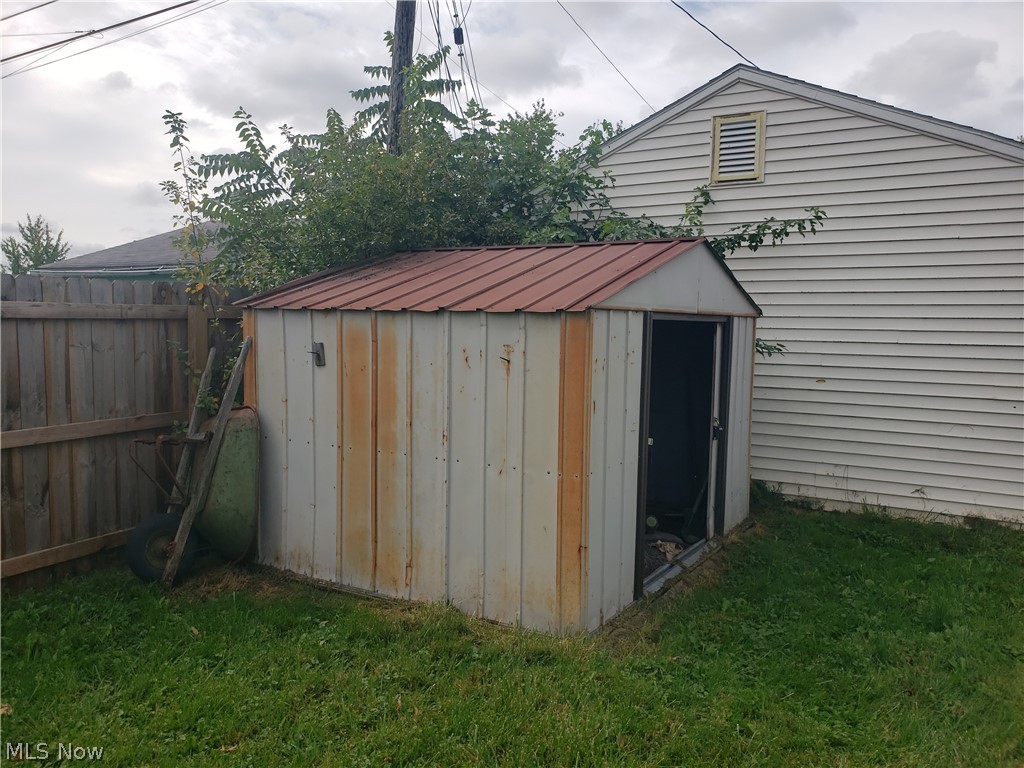 4314 Charleston Avenue South Lorain OH 44055