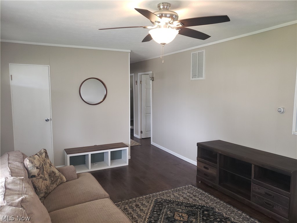 4314 Charleston Avenue South Lorain OH 44055