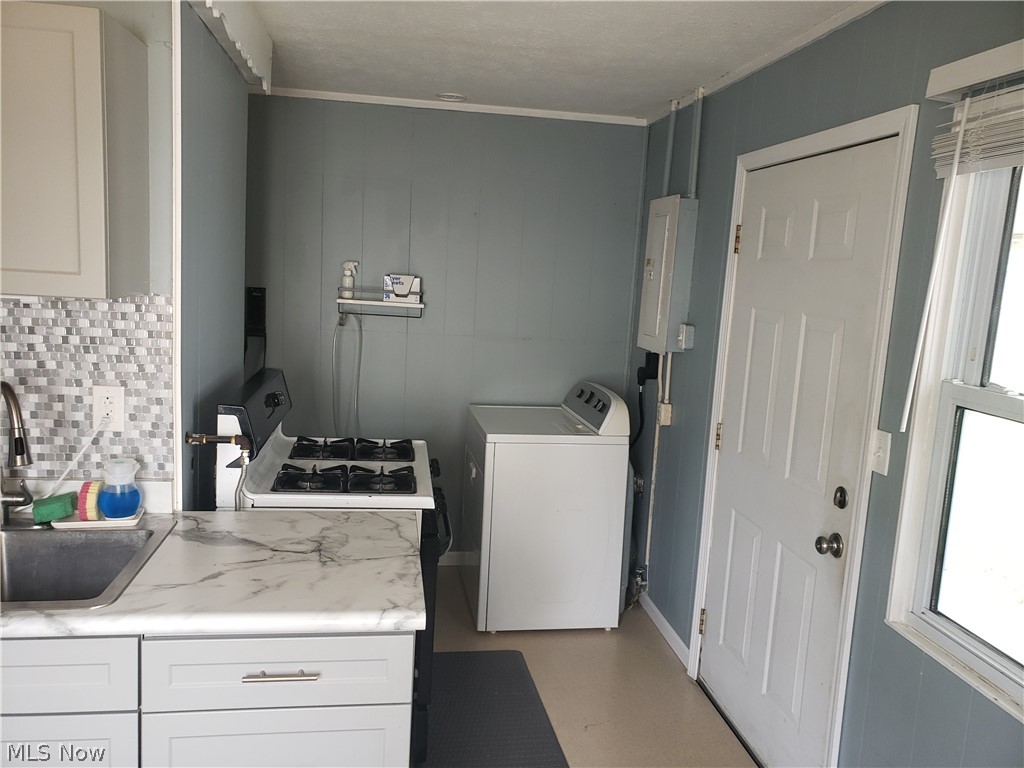 4314 Charleston Avenue South Lorain OH 44055