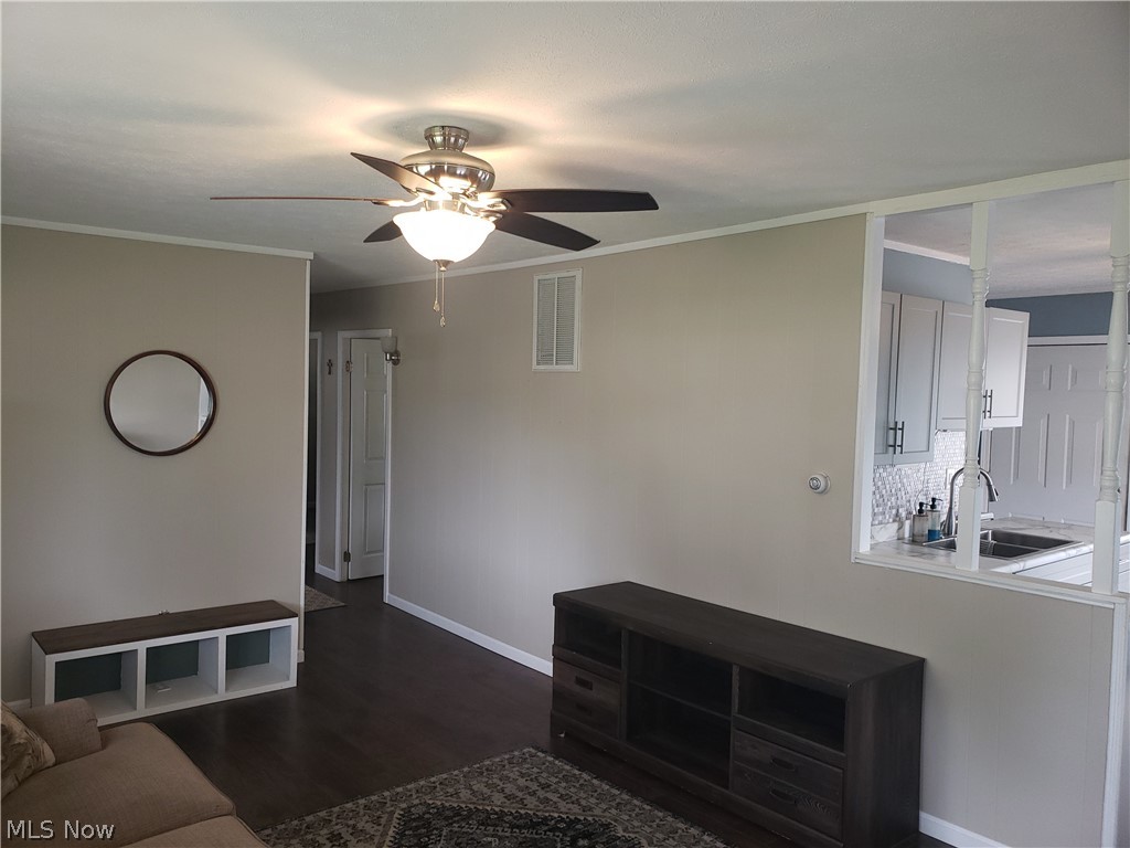 4314 Charleston Avenue South Lorain OH 44055
