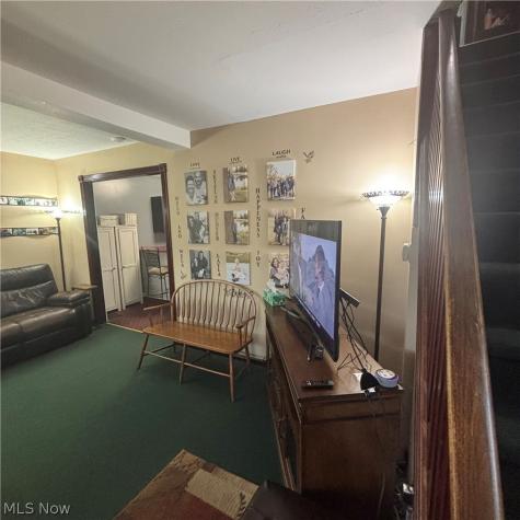 716 Foster Avenue Elyria OH 44035