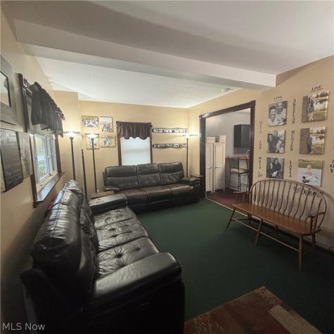 716 Foster Avenue Elyria OH 44035