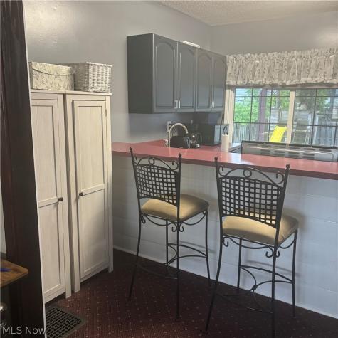 716 Foster Avenue Elyria OH 44035