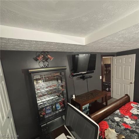 716 Foster Avenue Elyria OH 44035
