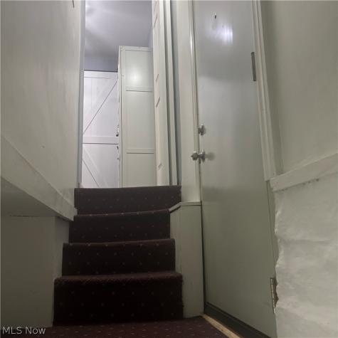 716 Foster Avenue Elyria OH 44035