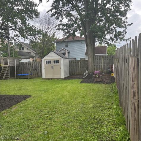 716 Foster Avenue Elyria OH 44035