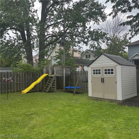 716 Foster Avenue Elyria OH 44035