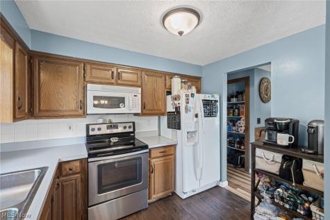 2142 Tarragon Drive West Salem OH 44287