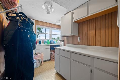 2142 Tarragon Drive West Salem OH 44287