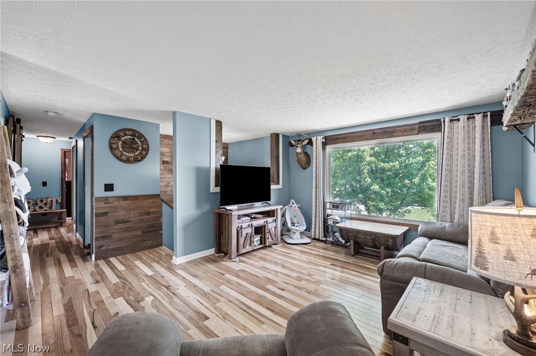 2142 Tarragon Drive West Salem OH 44287