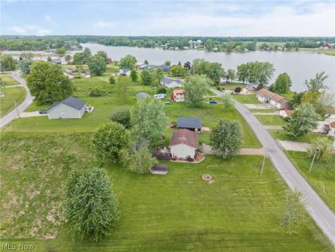 2142 Tarragon Drive West Salem OH 44287