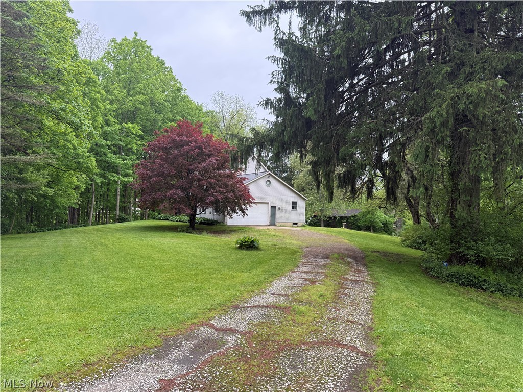 11165 Peck Road Mantua OH 44255