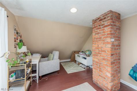 142 E Bridge Street Berea OH 44017