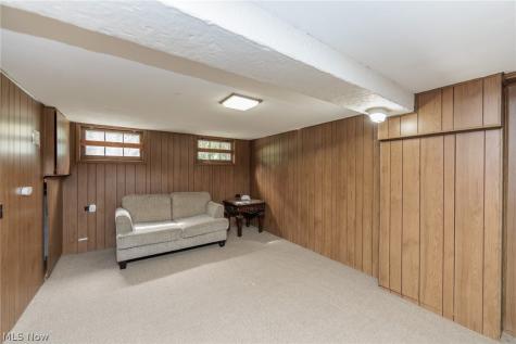 142 E Bridge Street Berea OH 44017