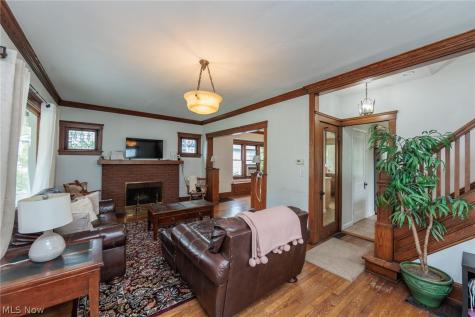 142 E Bridge Street Berea OH 44017