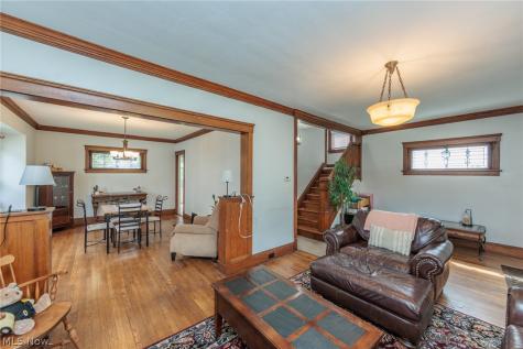 142 E Bridge Street Berea OH 44017