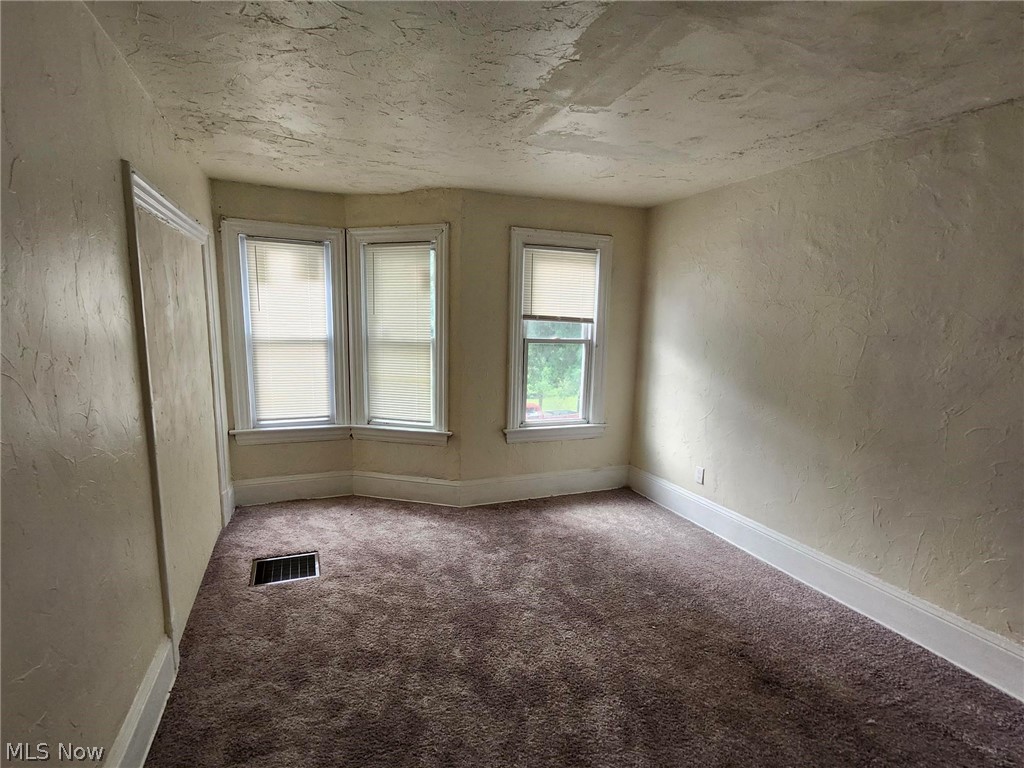 2288 E 95th Street Cleveland OH 44106