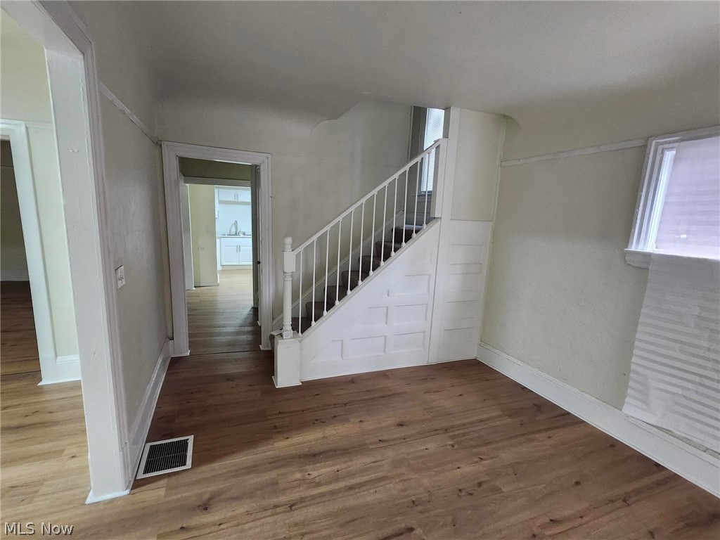 2288 E 95th Street Cleveland OH 44106