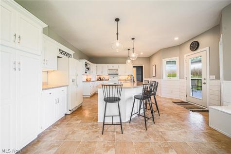4554 E Moreland Road Fredericksburg OH 44627