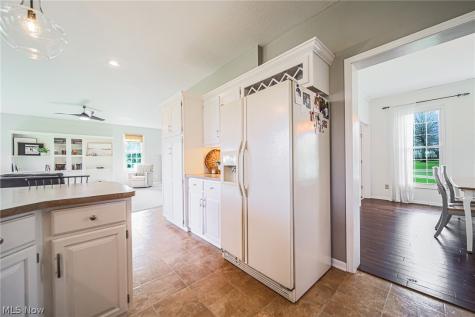 4554 E Moreland Road Fredericksburg OH 44627