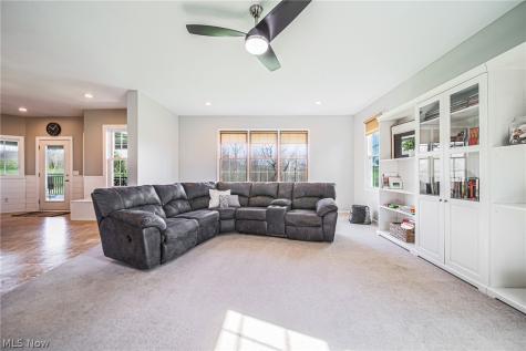 4554 E Moreland Road Fredericksburg OH 44627
