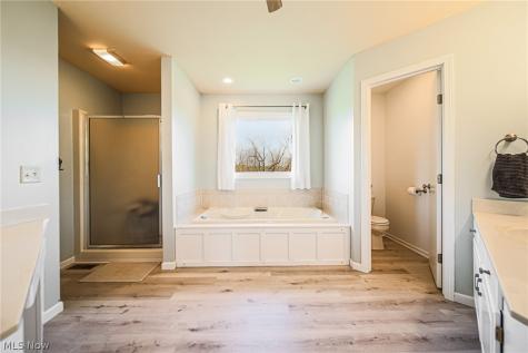 4554 E Moreland Road Fredericksburg OH 44627