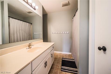 4554 E Moreland Road Fredericksburg OH 44627