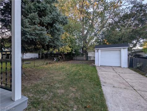 10901 Saint Mark Avenue Cleveland OH 44111