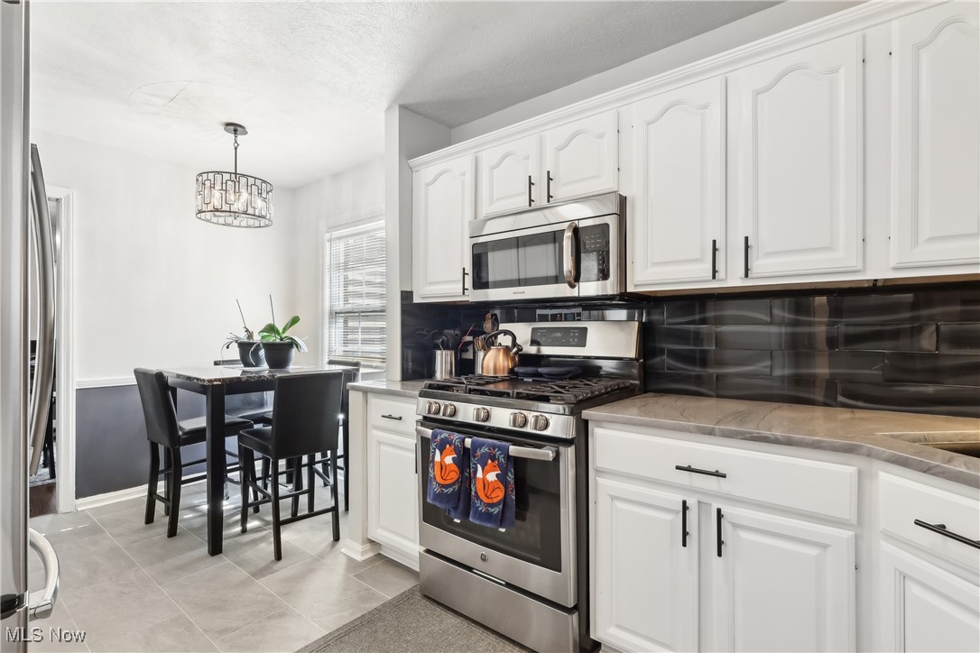 17912 Lomond Boulevard Shaker Heights OH 44122