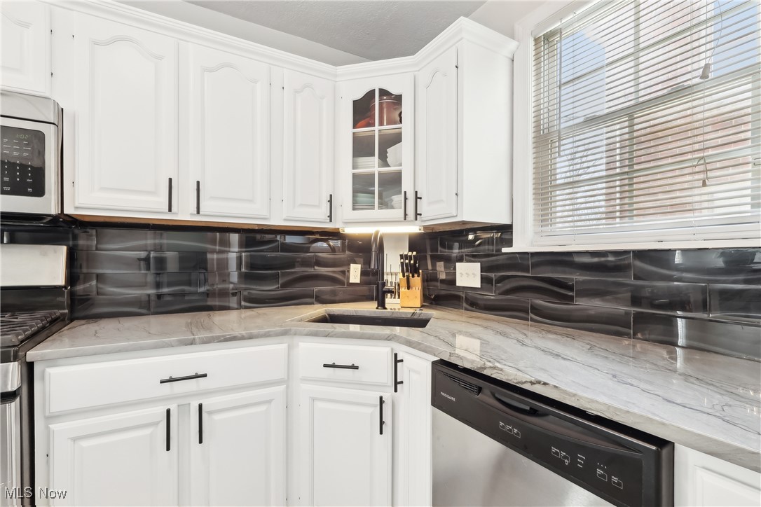 17912 Lomond Boulevard Shaker Heights OH 44122