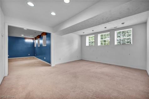 38804 Congressional Lane Willoughby OH 44094