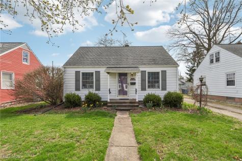 865 Warwick Drive Sheffield Lake OH 44054