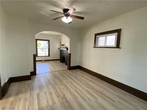 2196 W 103rd Street Cleveland OH 44102
