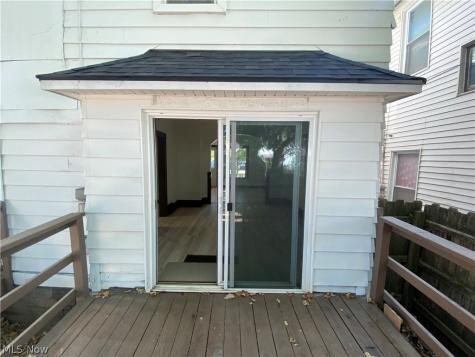 2196 W 103rd Street Cleveland OH 44102
