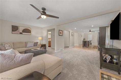 275 Kraft Street Berea OH 44017